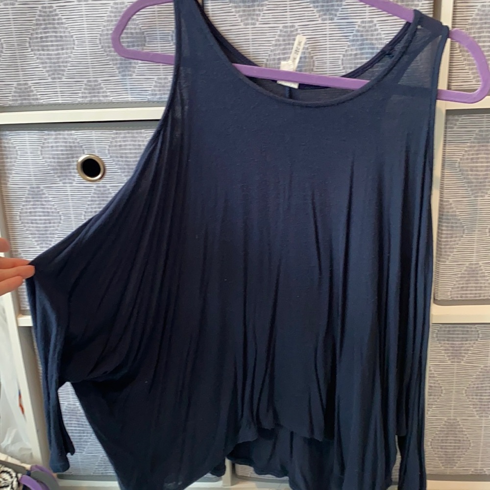 Off the shoulder long sleeve shirt